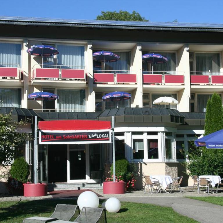 hotel, bad dürrheim, hotel am solegarten, außenansicht, balkon, sonnenschirm
