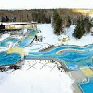bad füssing, therme, außenbecken, winter, schnee, thermalbad, wellness, bayern, 