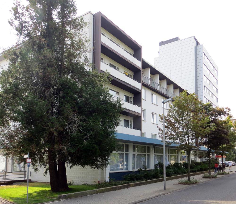 kurhotel, helenenquelle, bad wildungen, außenansicht, moderne fassade, mehrstöckiges gebäude