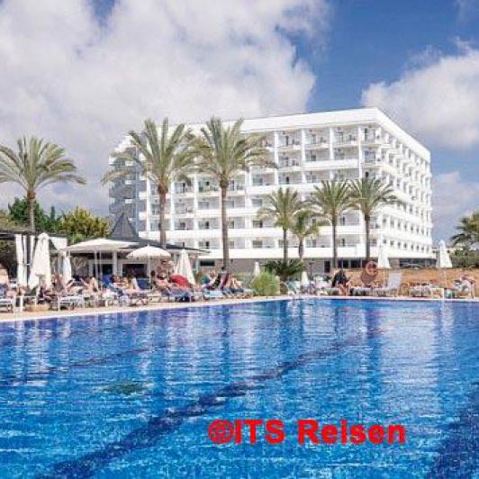 hotel, cala millor, mallorca, außenpool, palmen, liegestühle, urlaubsstimmung, its reisen,