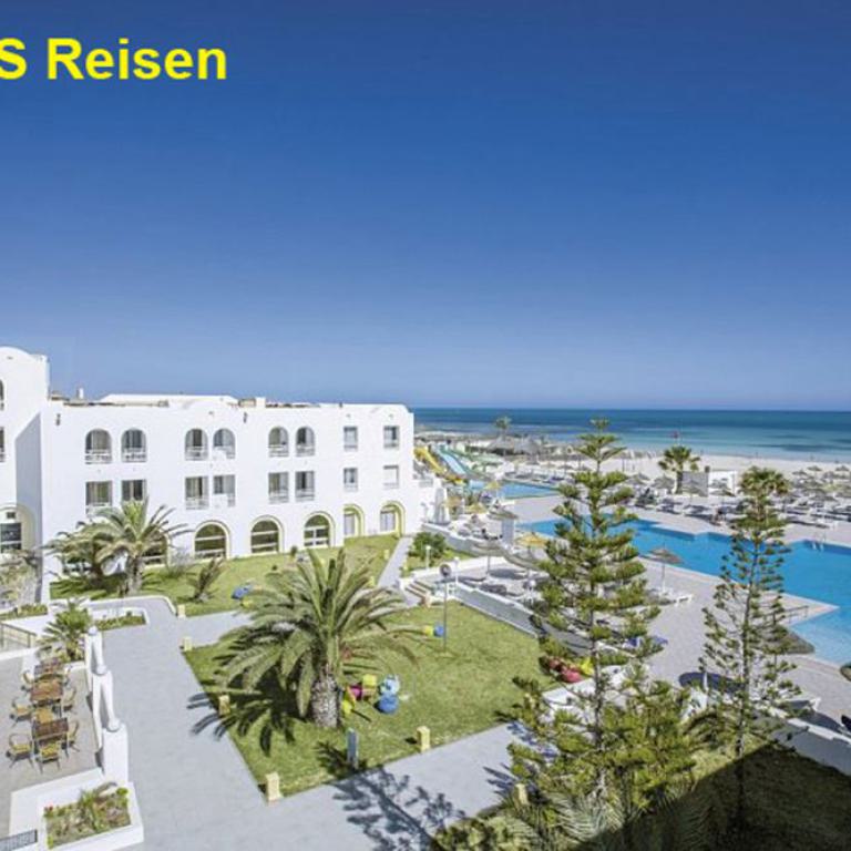 djerba, hotelanlage, meerblick, swimmingpool, weiße fassade, palmen, sonnige ferienanlage, tunesien, strandhotel