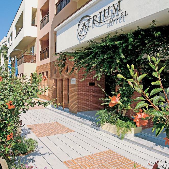 kreta, hotel, atrium, eingang, schriftzug, fassade, griechenland, urlaub, unterkunft, seniorenreise