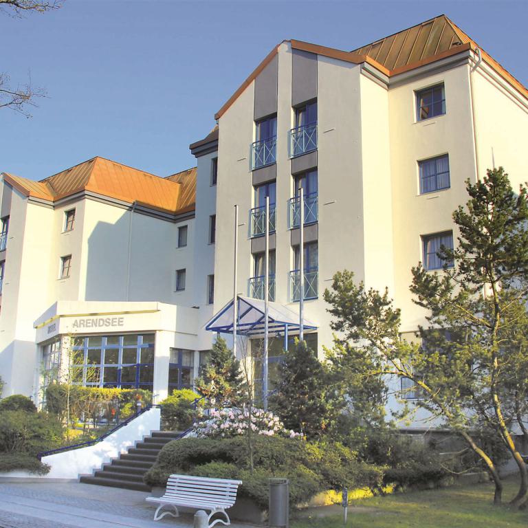morada hotel arendsee, kühlungsborn, awo, seniorenreisen, ostsee, hotel, außenansicht, urlaub,