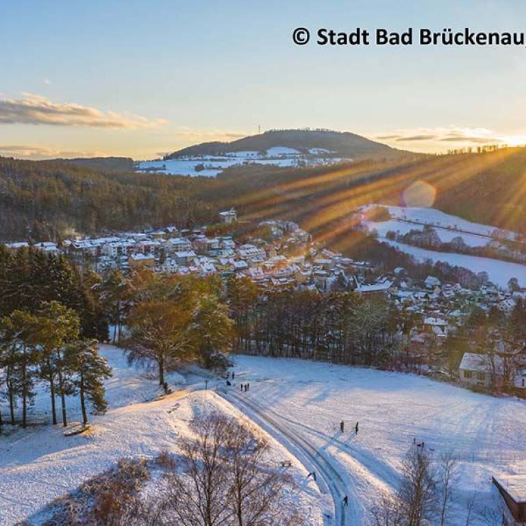 bad brückenau, winterlandschaft, blaue stunde, kurpark, rhön, bayerische rhön, schnee, sonnenaufgang